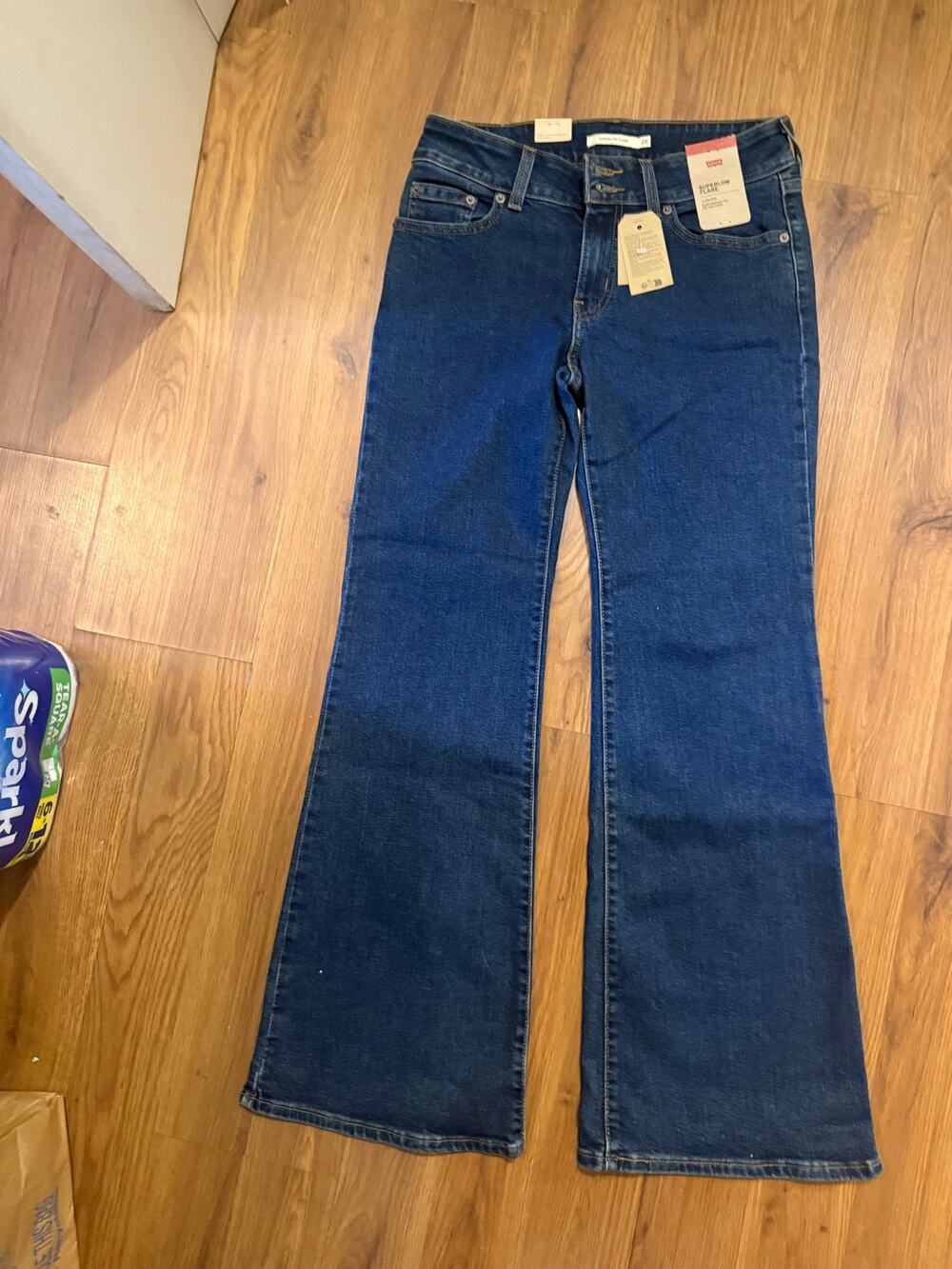 Levi’s Superlow Flare Jeans in The Wow Moment Dark Wash Size 28x32 Y2K